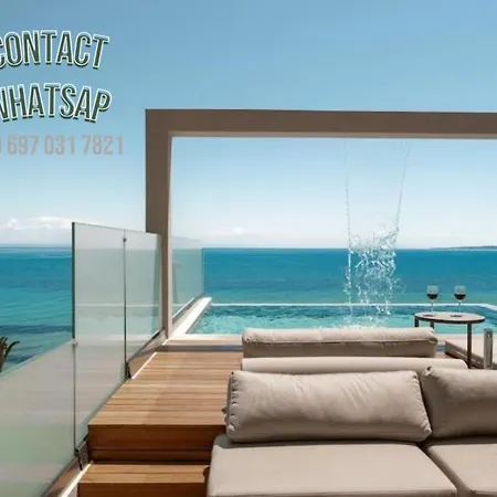 Appartement Deluxe Seafront Villa-privated Pool *