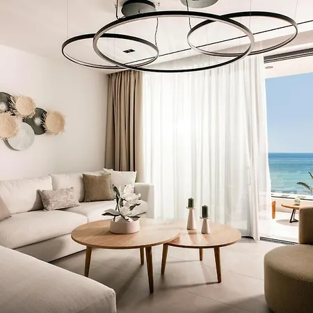 Appartement Deluxe Seafront Villa-privated Pool *