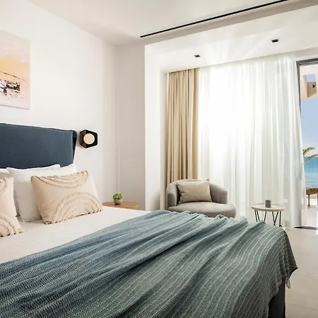 Deluxe Seafront Villa-privated Pool Appartement